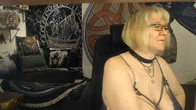 TittenMichelle online show from 28, 2, 2025