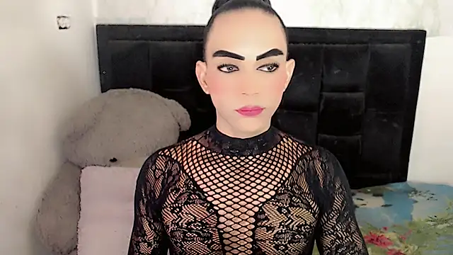 Snapshot of Michell_Queen chatting on 26, 11, 2025 Michell Queen online show from 26, 11, 2025