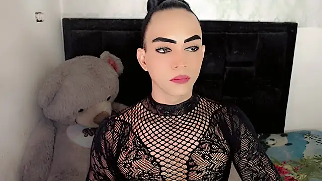 Snapshot of Michell_Queen chatting on 14, 12, 2025 Michell Queen online show from 14, 12, 2025