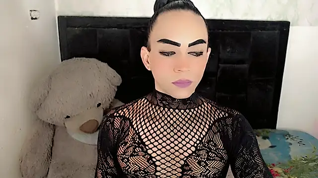 Snapshot of Michell_Queen chatting on 3, 2, 2026 Michell Queen online show from 3, 2, 2026