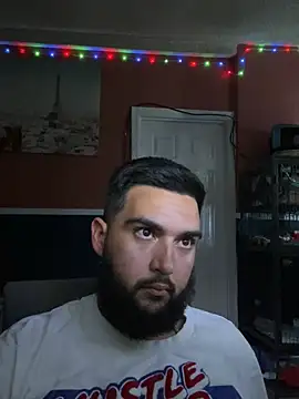 Snapshot of bigdickgio6923 chatting on 17, 12, 2024 bigdickgio6923 online show from 17, 12, 2024