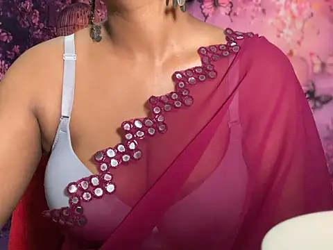 Sexy trisha  7 online show from 6, 8, 2026