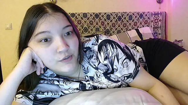 AlisaDevis online show from 8, 12, 2024