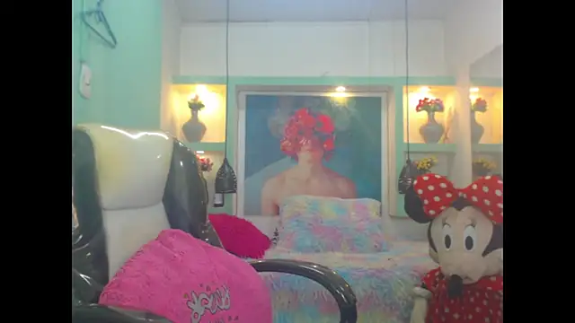 lorenapinto online show from 4, 8, 2026