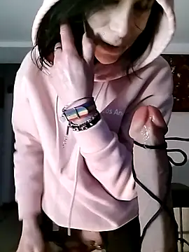 Snapshot of freyamoret chatting on 1, 3, 2025 freyamoret online show from 1, 3, 2025