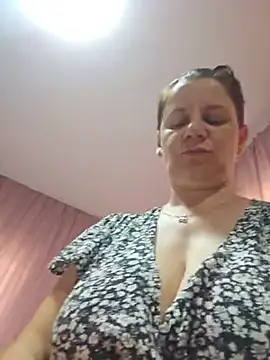 KristenVega online show from 30, 6, 2026