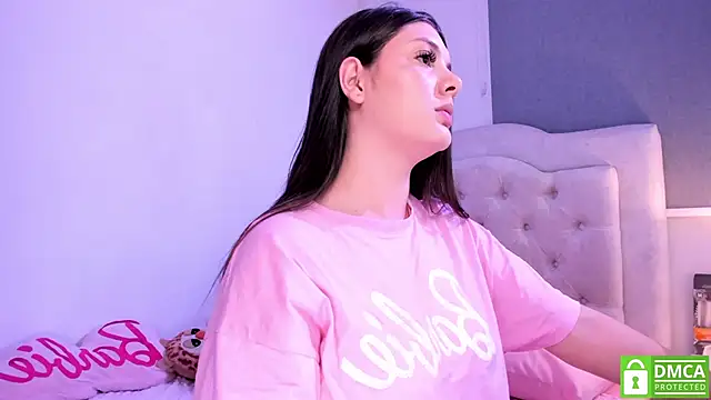 EmilyS   online show from 31, 1, 2025