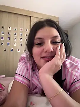 EmilyS   online show from 19, 3, 2025