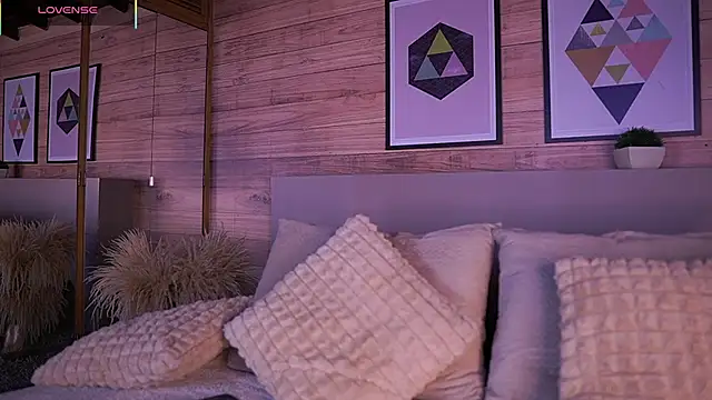 Snapshot of AmmyScott chatting on 28, 11, 2025 AmmyScott online show from 28, 11, 2025