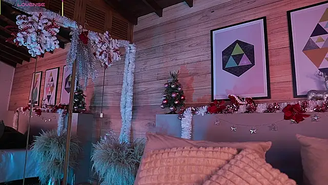 Snapshot of AmmyScott chatting on 18, 12, 2025 AmmyScott online show from 18, 12, 2025