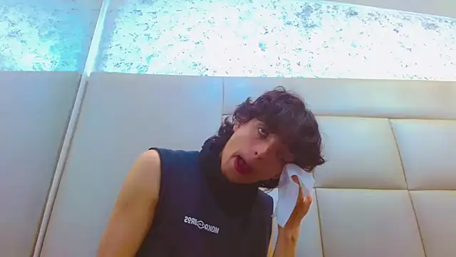 Sr BonnyEthan online show from 18, 2, 2026