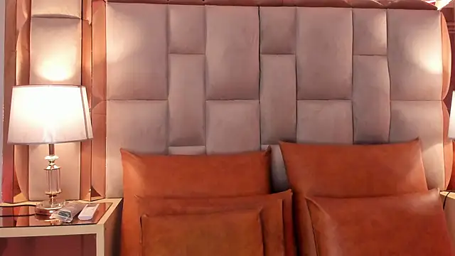 DaraBeckett online show from 6, 12, 2024