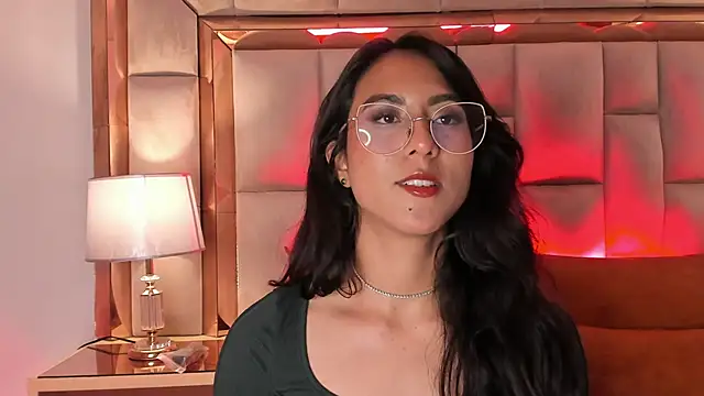 DaraBeckett online show from 28, 1, 2025