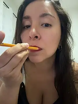 emely sexx20 online show from 30, 4, 2026