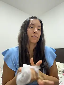 emely sexx20 online show from 11, 6, 2026