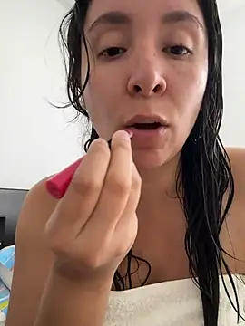 emely sexx20 online show from 18, 7, 2026