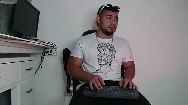 BrianMalonee online show from 21, 2, 2025