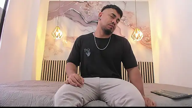 BrianMalonee online show from 17, 10, 2025