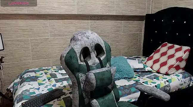 pretty cristal69 online show from 16, 12, 2024