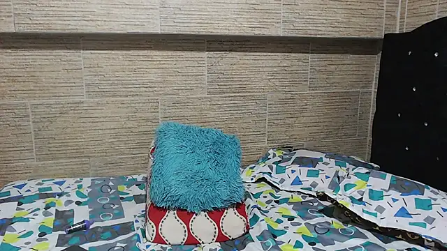 pretty cristal69 online show from 18, 1, 2025