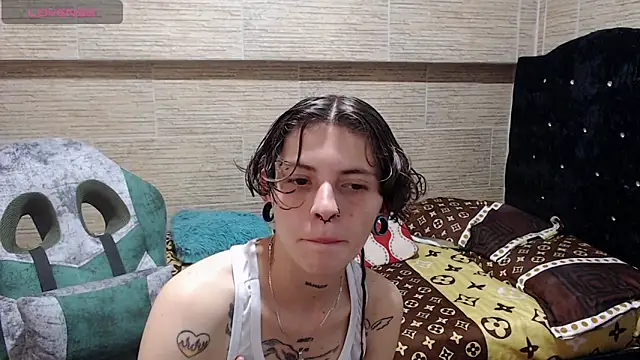 pretty cristal69 online show from 23, 1, 2025