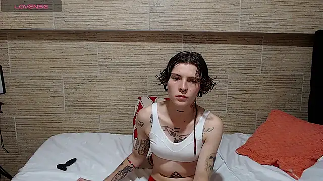 pretty cristal69 online show from 8, 2, 2025