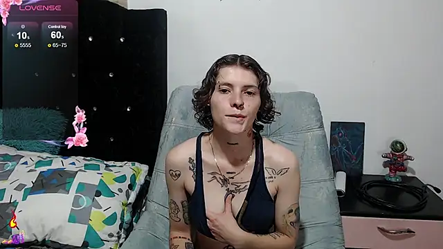 pretty cristal69 online show from 21, 10, 2025