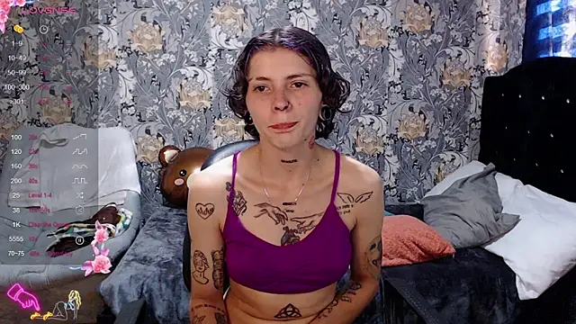 pretty cristal69 online show from 4, 5, 2026
