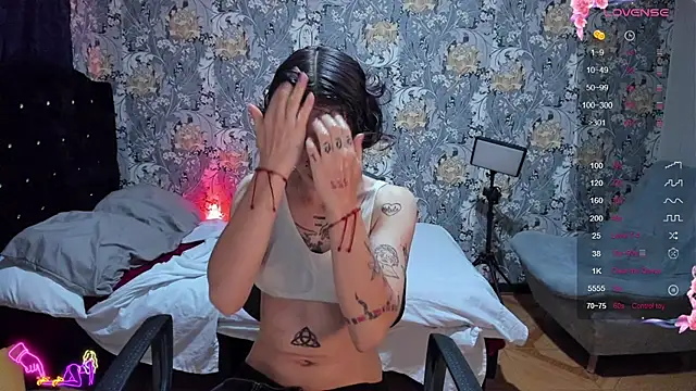 pretty cristal69 online show from 4, 8, 2026