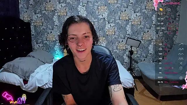 pretty cristal69 online show from 6, 8, 2026
