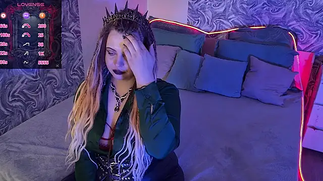 Miss Maya Mils online show from 2, 7, 2026