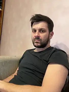 Snapshot of MaeltraJoy chatting on 7, 12, 2024 MaeltraJoy online show from 7, 12, 2024