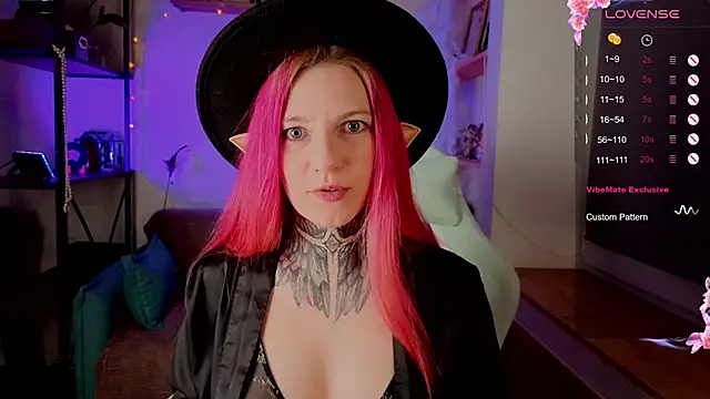 Snapshot of Roxy_____ chatting on 2, 11, 2025 Roxy online show from 2, 11, 2025