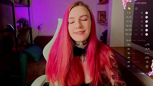 Snapshot of Roxy_____ chatting on 27, 11, 2025 Roxy online show from 27, 11, 2025