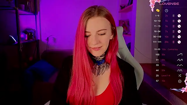 Snapshot of Roxy_____ chatting on 28, 11, 2025 Roxy online show from 28, 11, 2025