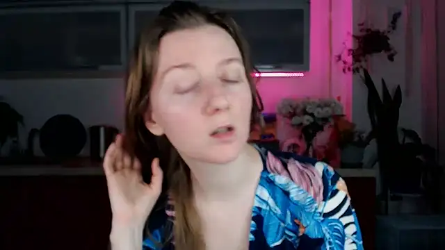 Snapshot of Elly_Helly chatting on 27, 2, 2025 Elly Helly online show from 27, 2, 2025