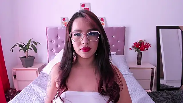 MadelaineJones online show from 25, 7, 2026
