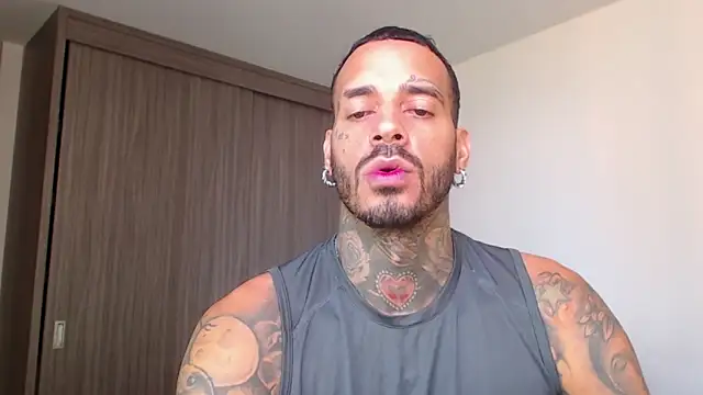 mulatos16 online show from 20, 1, 2025