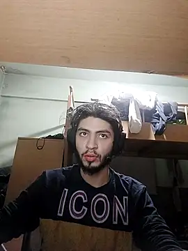 kleineid77 online show from 13, 12, 2025