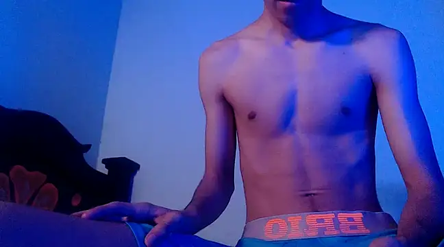 isaaclatino online show from 25, 2, 2025