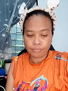 Fon Bigboobs online show from 18, 9, 2025