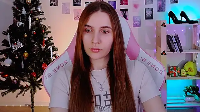 AliceCharmy online show from 18, 12, 2024