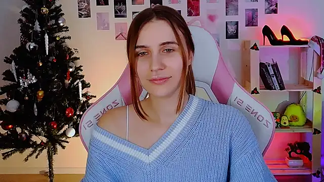 AliceCharmy online show from 19, 12, 2024