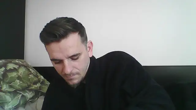 Huge cock22cm online show from 10, 3, 2025