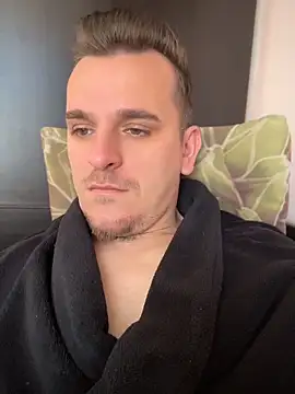 Huge cock22cm online show from 27, 4, 2026