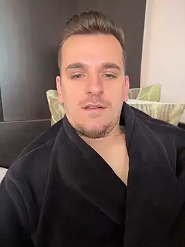 Huge cock22cm online show from 2, 5, 2026