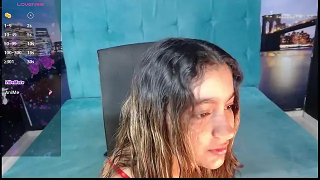 IsabellAndYessi online show from 1, 3, 2025