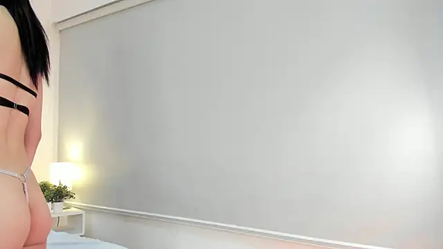 Snapshot of isa_molly chatting on 17, 12, 2024 isa molly online show from 17, 12, 2024