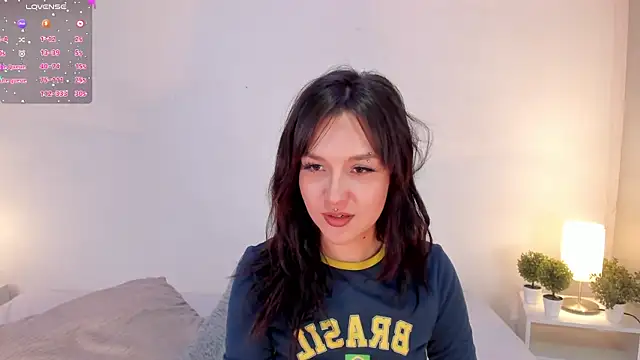 Snapshot of isa_molly chatting on 13, 2, 2025 isa molly online show from 13, 2, 2025