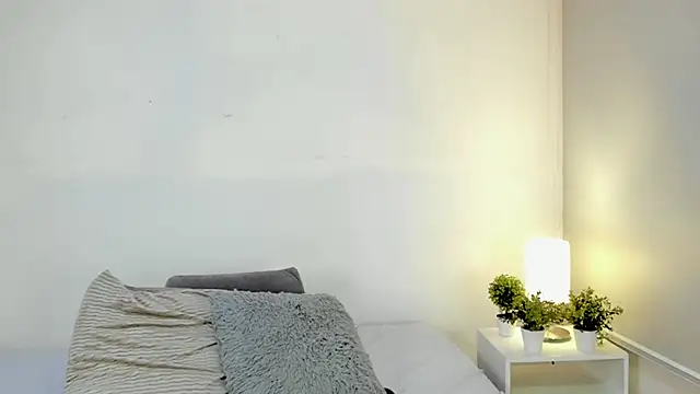 Snapshot of isa_molly chatting on 21, 2, 2025 isa molly online show from 21, 2, 2025